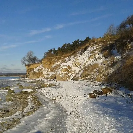 Frauke Comfortable Casa vacanze Middelhagen